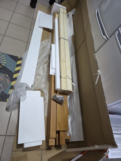 Beliani Łóżko z baldachimem 160x200 cm kolor dębu– Drewno Kauczukowe, Nowoczesne