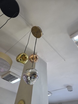Beliani Buzi Lampa Wisząca 3xE27 – Szklane Kule Chrom/Złoty/Miedź/Przydymiony