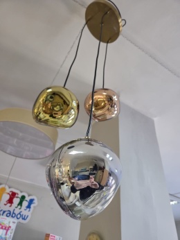 Beliani Buzi Lampa Wisząca 3xE27 – Szklane Kule Chrom/Złoty/Miedź/Przydymiony