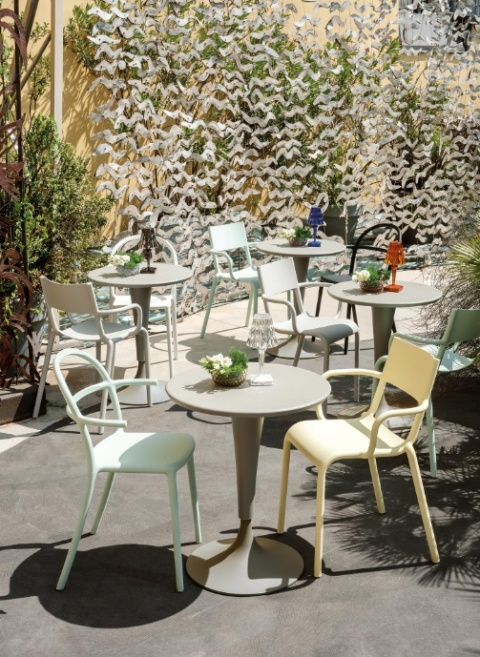 Krzesło Kartell Generic A – Projekt Philippe Starck | Krzesło Kawiarniane | Outdoor | Szare