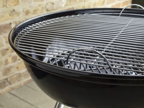 Grill Węglowy Weber Compact Kettle – Ø 57 cm | Czarny | Emaliowany | Ruszt Chromowany