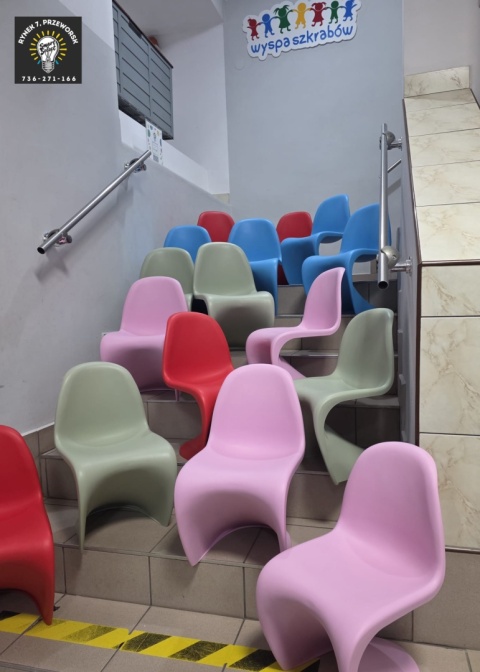 Designerskie Krzesło Dziecięce Beliani JUNIOR S-CHAIR - Niebieskie - Tworzywo ABS