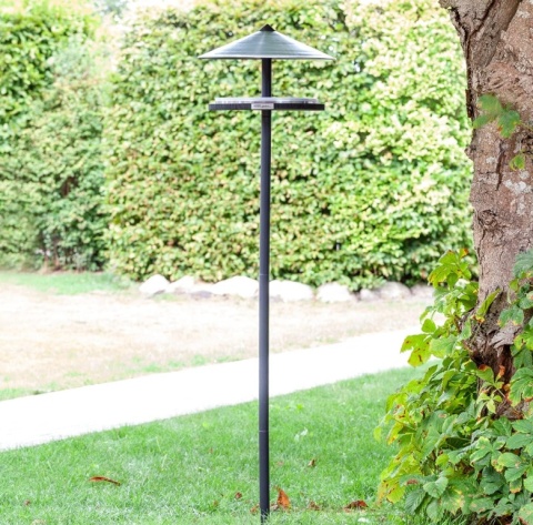 VOSS.garden Skagen – Stylowy Karmnik dla Ptaków, Dach Ocynkowany, Design Duński