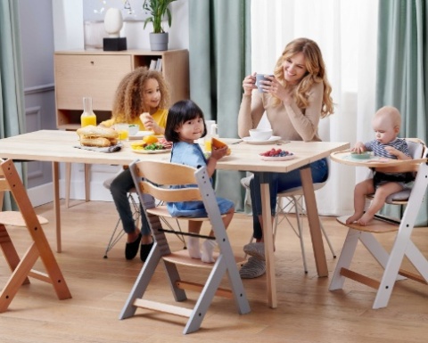Krzesełko do karmienia KINDERKRAFT Enock + poduszka Biało-brązowy