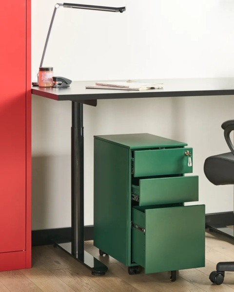 Beliani Szafka biurowa BOLSENA Metal Zielona z 3 szufladami na klucz 60 cm