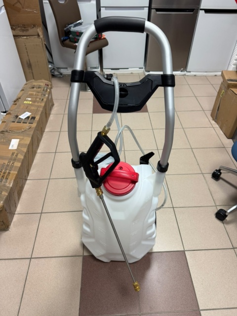 Forum Equipement® PRO SPRAYER – Profesjonalny Samodzielny Opryskiwacz Akumulatorowy na Wózku – Pojemność: 30L