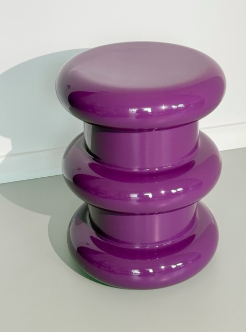 Kartell – Pilastro – Stołek i Stolik Boczny 2w1 – Projekt: Ettore Sottsass- Liliowy (Lilac) – Ø35 x 46 cm – Indoor / Outdoor