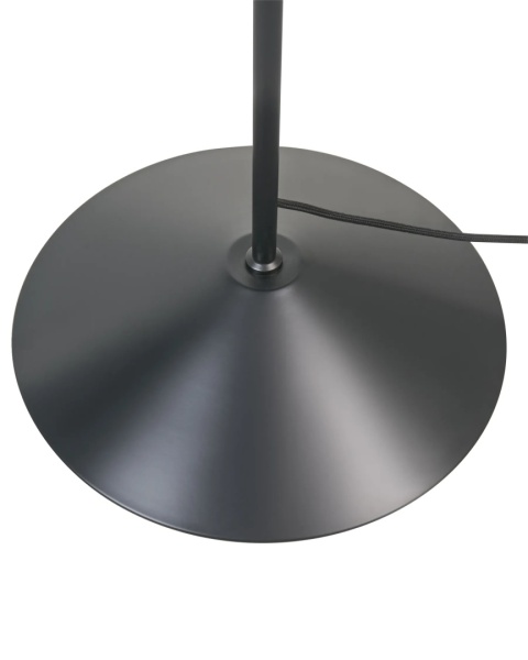 Beliani® Savegre – Minimalistyczna Czarna Lampa Podłogowa (Wysokość 150 cm) – Malowane Żelazo, Stożkowy Klosz