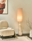 Beliani® Selb – Ceramiczna Lampa Podłogowa (28 x 28 x 136 cm)
