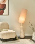 Beliani® Selb – Ceramiczna Lampa Podłogowa (28 x 28 x 136 cm)