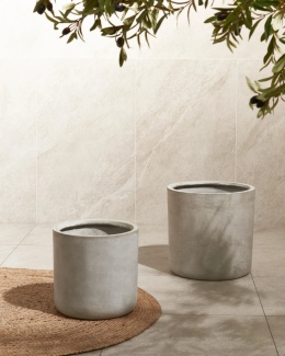 Beliani® Messene – Okrągła Donica Ogrodowa i Domowa (34 x 34 x 33 cm / Pojemność 10L)