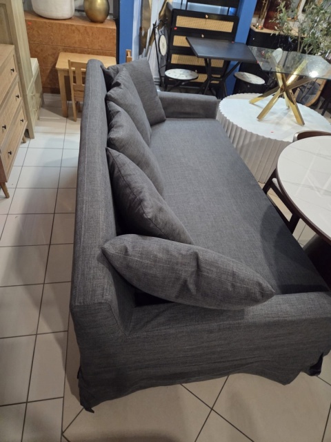 Beliani® GILJA – Klasyczna Sofa 3-Osobowa z Zdejmowanym Pokrowcem (212 x 107 x 89 cm) – Rama z Litego Drewna, Sprężyny Faliste