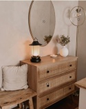 Komoda Beliani PONCA – 3 szuflady z rattanem, jasne drewno, 90×79 cm