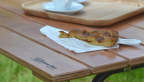 Castelmerlino 280 Składany Stół Okumè cm 100 x 60 cm – Naturalne Drewno i Matowa Czerń Castelmerlino 280 Składany Stół Okumè cm 100 x 60 cm – Naturalne Drewno i Matowa Czerń