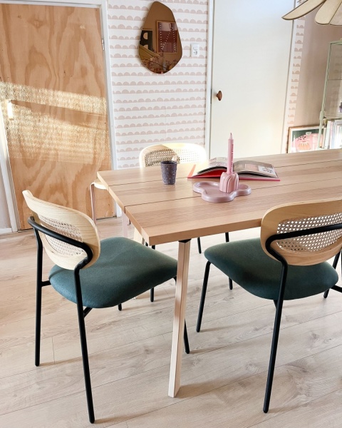 Krzesło do Jadalni Beliani MAYETTA, Rattan i Turkusowa Tkanina Krzesło do Jadalni Beliani MAYETTA, Rattan i Turkusowa Tkanina