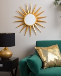 Lustro ścienne beliani PERELLI – metalowe, złote, 60 × 60 cm, dekoracyjne lustro w stylu sunburst