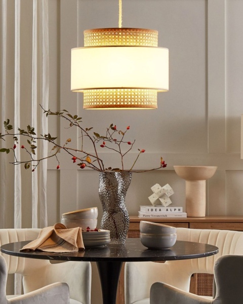 beliani Lampa wisząca YUMURI Rattan Jasnobeżowy z regulowanym kablem beliani Lampa wisząca YUMURI Rattan Jasnobeżowy z regulowanym kablem