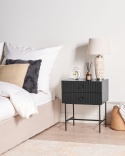 Szafka Nocna COVENTRY Czarna, Ryflowany Front, Styl Nowoczesny