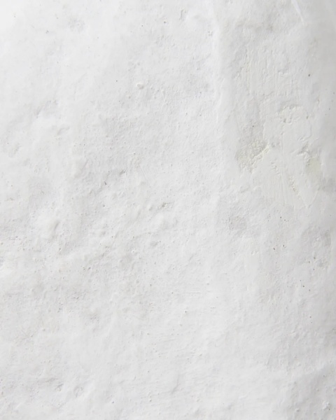 Beliani Lampa stołowa ARAPEY z papier-mâché Biała 39 cm Ręcznie robiona