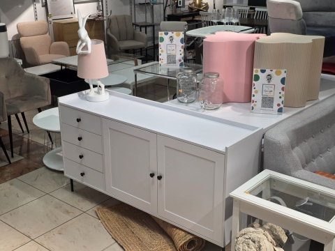 Beliani RTV Szafka 2-drzwiowa ALCOVE biała z szufladami 150 cm