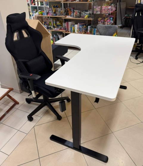Elektryczne Biurko Narożne z Regulacją Wysokości ENGINEER, 160x109 cm, Lewostronne, Biało-Czarne Elektryczne Biurko Narożne z Regulacją Wysokości ENGINEER, 160x109 cm, Lewostronne, Biało-Czarne