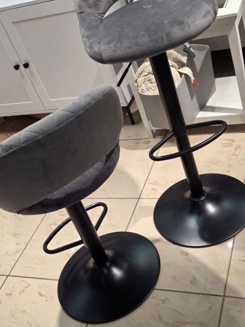 Hoker barowy SONGMICS – ciemnoszary, aksamit