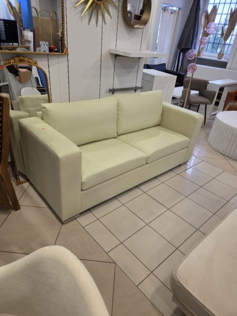 Beliani Sofa Helsinki – 3-osobowa, skóra naturalna, seledynowa, nowoczesna