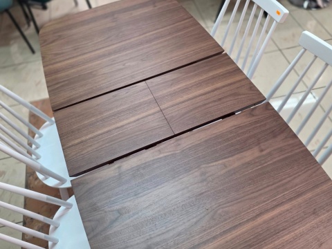 Stół Rozkładany do Jadalni MADOX 120-150 cm, Fornir Orzechowy, Styl Mid-Century