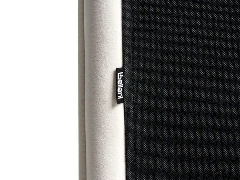 Łóżko tapicerowane Beliani BAJONNA 180 x 200 cm (EU Super King) Jasnobeżowe (Light Beige)